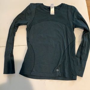 Gap sport top